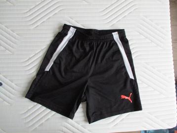 Sportshort, turnshort, Puma, maat 170/15j, prima staat beschikbaar voor biedingen