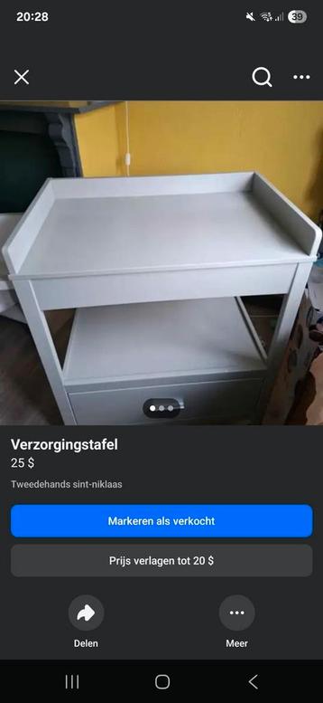 Verzorgingstafel met baby badje, Enlèvement, Utilisé