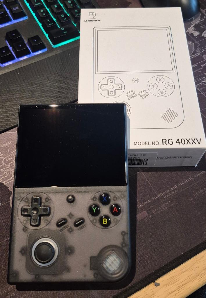 Anbernic RG40XXV Retro Handheld – compact & krachtig, Games en Spelcomputers, Spelcomputers | Overige, Nieuw, Ophalen of Verzenden