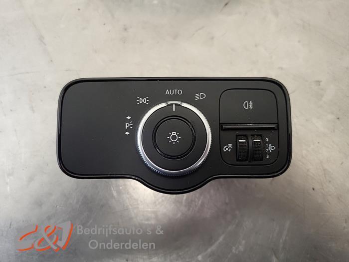 Licht Schakelaar van een Mercedes Sprinter, Auto-onderdelen, Dashboard en Schakelaars, Mercedes-Benz, Gebruikt, 3 maanden garantie