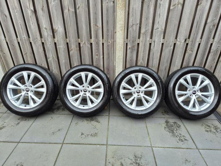 Originele Audi wielset, 18 inch + zomerbanden, Auto-onderdelen, Banden en Velgen, Band(en), Zomerbanden, 18 inch, Ophalen