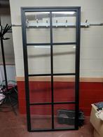 Aluminium Deur, Enlèvement