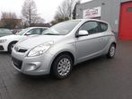 Hyundai i20 1.2 benzine bj 2011 65000 km jaar garantie, Auto's, Hyundai, Voorwielaandrijving, Euro 5, Stof, Zwart