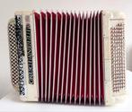 Chromatic Crucianelli 120 bass, Muziek en Instrumenten, Accordeons, Overige merken, Gebruikt, Met riemen, Ophalen of Verzenden