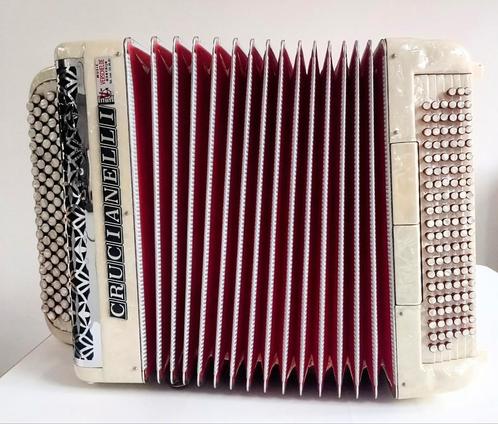 Chromatic Crucianelli 120 bass B system (Do3), Muziek en Instrumenten, Accordeons, Gebruikt, Knopaccordeon, 120-bas, Overige merken