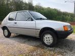 Peugeot 205 de 84, Te koop, Zilver of Grijs, Benzine, Stof