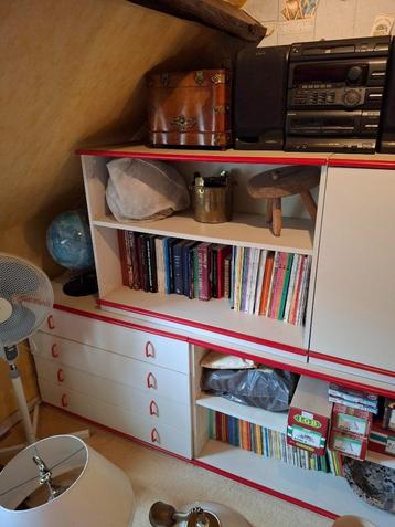 Chambre d'enfants (armoire + lit pliant), Enlèvement, Utilisé, Garçon ou Fille