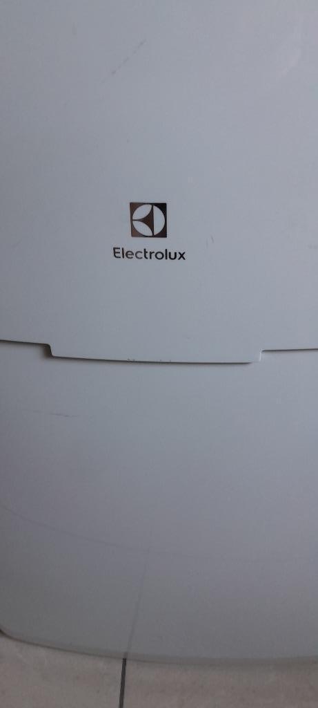 Airco Electrolux, Elektronische apparatuur, Airco's, Gebruikt, Mobiele airco, 100 m³ of groter, Koelen en Ontvochtigen, Ventileren