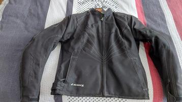 Veste moto  disponible aux enchères