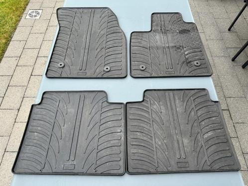 Rubberen automatten voor Ford Focus Clipper, Auto diversen, Kofferbakmatten, Zo goed als nieuw, Ophalen
