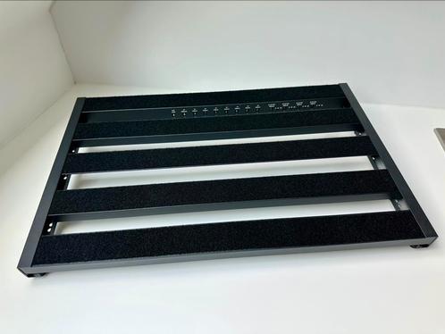 Pedal board met voeding - Nieuw, Muziek en Instrumenten, Effecten, Nieuw, Overige typen, Ophalen of Verzenden