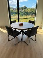 Tafel mangohout met 4 stoelen, Ophalen, Zo goed als nieuw