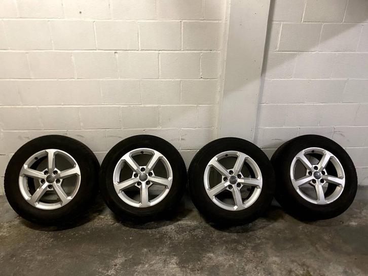 Audi Q2 - 215/60R16 95V - Velg met zomerband, Auto-onderdelen, Banden en Velgen, Banden en Velgen, Zomerbanden, 16 inch, 215 mm