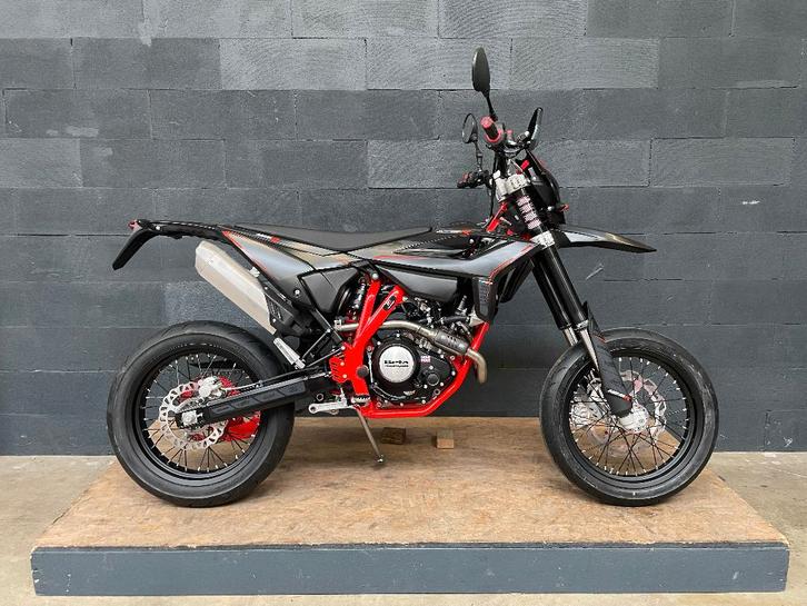 Beta RR 125 4T Motard R 2026 Zwart, Nieuw Voorraad 11kw A1, Motoren, Motoren | Honda, Bedrijf, SuperMoto, 11 kW of minder, 1 cilinder