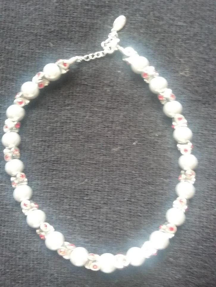 Collier 'Comportez-vous', Bijoux, Sacs & Beauté, Colliers, Neuf, Autres matériaux, Argent, Avec cristal, Envoi