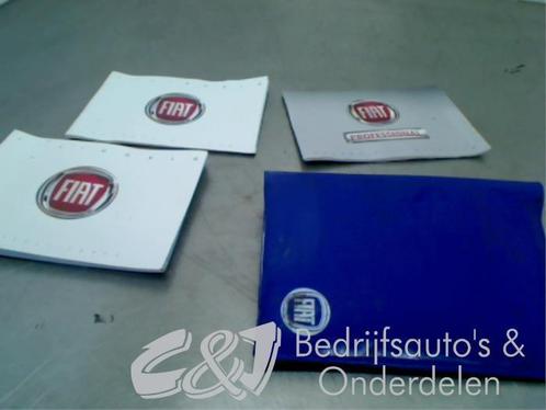 Instructie Boekje van een Fiat Doblo, Auto-onderdelen, Overige Auto-onderdelen, Fiat, Gebruikt, 3 maanden garantie, Ophalen of Verzenden