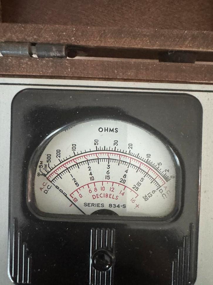 Voltmeter Series 834-S ( van C.a 1942-1950 ), Doe-het-zelf en Bouw, Meetapparatuur, Multimeter, Ophalen of Verzenden