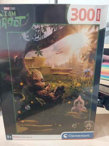 Marvel Groot puzzel. Clementoni. 300 stukjes beschikbaar voor biedingen