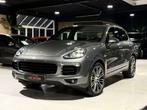 Porsche Cayenne S 3.0i V6 PHEV Tiptronic CUIR PANO GPS CAMER, Automaat, Cayenne, Gebruikt, Leder