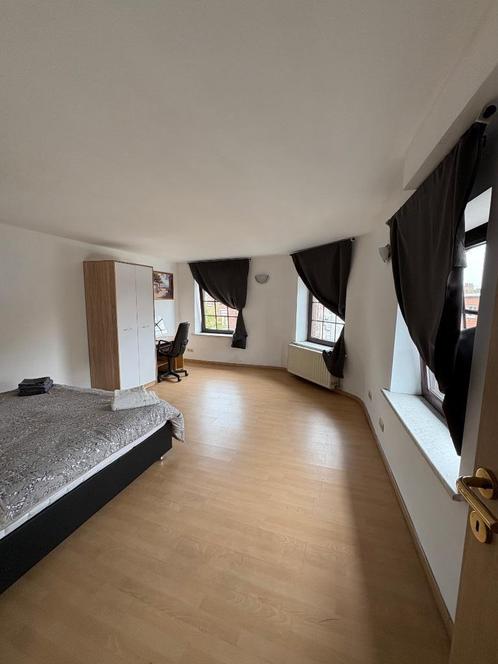 Kot étudiant à louer, Immo, Appartementen en Studio's te huur, Charleroi, 50 m² of meer