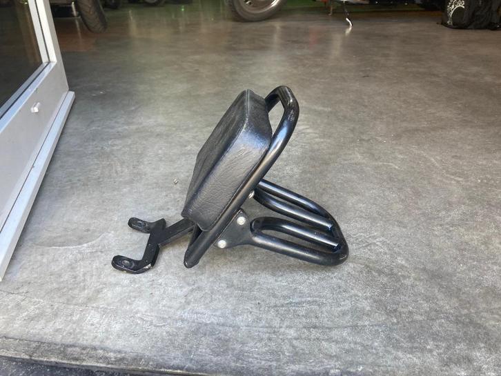 H-D Street Rod 750 Sissybar + Bagagedrager in goede staat, Motoren, Onderdelen | Harley-Davidson, Gebruikt, Ophalen of Verzenden