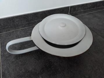 Pot de chambre (vase de nuit) tôle émaillée avec couvercle, Enlèvement ou Envoi