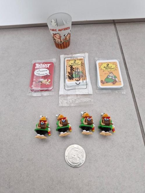 Asterix : shotglas - minispeelkaarten - Roodbaard - munt, Verzamelen, Stripfiguren, Asterix en Obelix, Ophalen of Verzenden