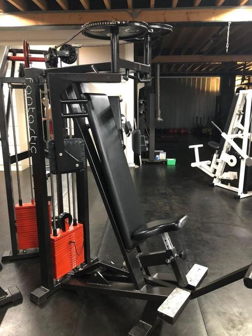 Panata Fantastic pec deck, Sport en Fitness, Fitnessapparatuur, Zo goed als nieuw, Overige typen, Borst, Metaal, Ophalen