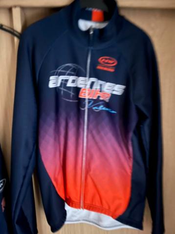 Vêtement VTT beschikbaar voor biedingen