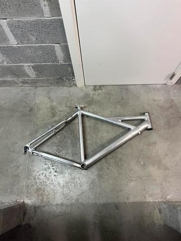 Cadre cannondale killer v 900 26 beschikbaar voor biedingen