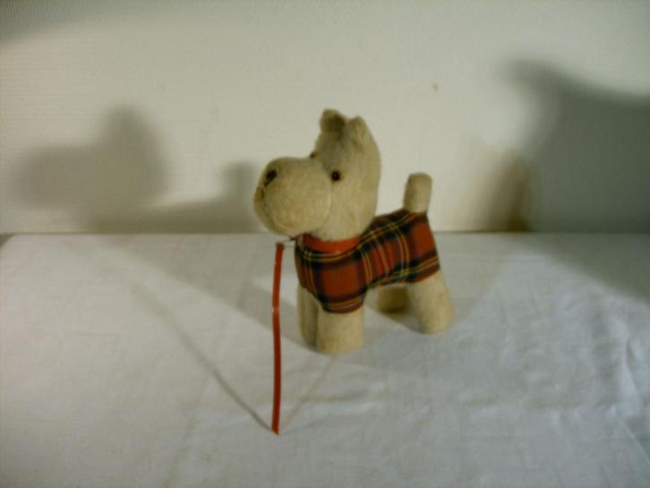 Oud wit pluchen terriërhondje., Antiek en Kunst, Curiosa en Brocante, Ophalen of Verzenden