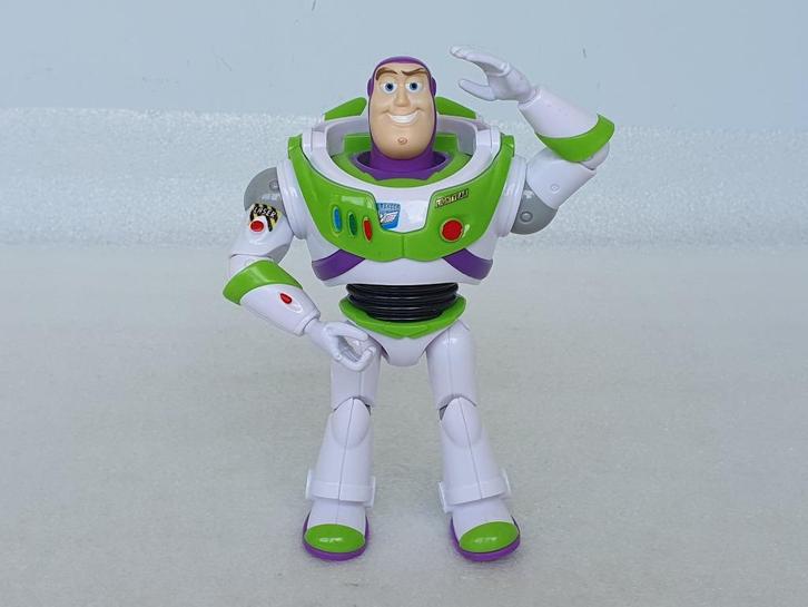 Toy Story: Buzz Lightyear ca. 18 cm (Disney, 2018), Verzamelen, Disney, Gebruikt, Beeldje of Figuurtje, Ophalen of Verzenden