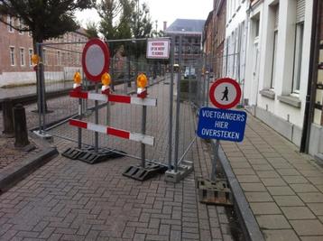 Verkeersborden beschikbaar voor biedingen