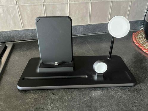 Multifunctioneel oplaadstation, Telecommunicatie, Mobiele telefoons | Telefoon-opladers, Zo goed als nieuw, Apple iPhone, Ophalen