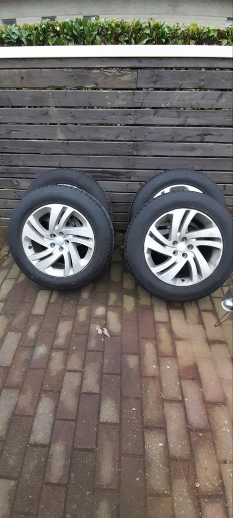 Evoque velgen en banden in nieuwstaat, Auto-onderdelen, Banden en Velgen, Band(en), Ophalen