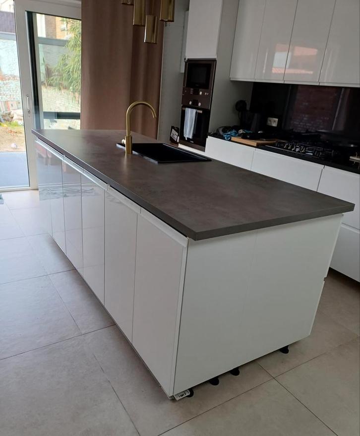 2 Keukenwerkbladen in perfecte staat, Huis en Inrichting, Keuken | Complete keukens, Zo goed als nieuw, Hout, Ophalen