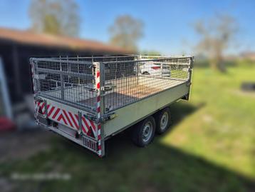 750 kg – 3m x 1,5m – Très bon état – LED + ridelles amovible, Autos : Divers, Remorques, Enlèvement, Utilisé