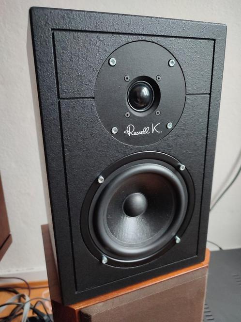 Russel k 50 zwart, Audio, Tv en Foto, Luidsprekerboxen, Zo goed als nieuw, Front, Rear of Stereo speakers, 60 tot 120 watt, Overige merken