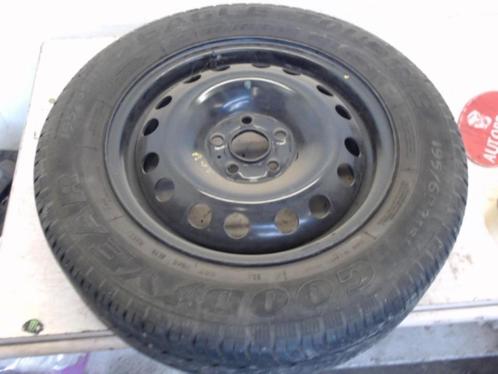 Roue Rover 75 195/65r15, Autos : Pièces & Accessoires, Autres pièces automobiles, Rover, Utilisé, Enlèvement ou Envoi