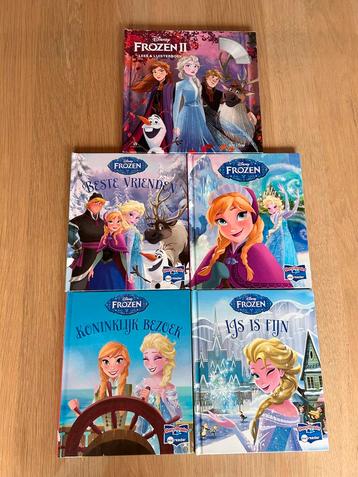 Set van 5 boekjes van Frozen beschikbaar voor biedingen