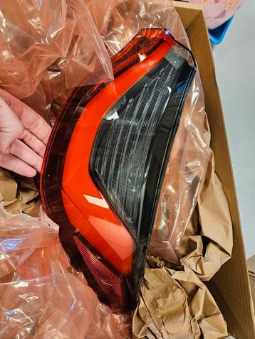 OEM achterlichten BMW 4 G22 G23 G26 M3 M4 G80 G82 beschikbaar voor biedingen
