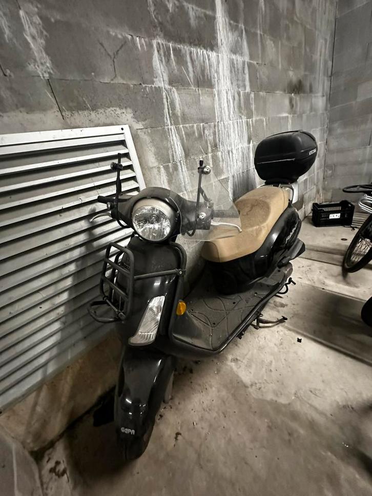 Scooter Sym Fiddle II – À remettre en état, Fietsen en Brommers, Snorfietsen en Snorscooters, Gebruikt, SYM, Benzine, Ophalen