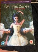 DVD The Vampire Diaries Love Sucks complete seizoen 2, CD & DVD, Comme neuf, Enlèvement ou Envoi