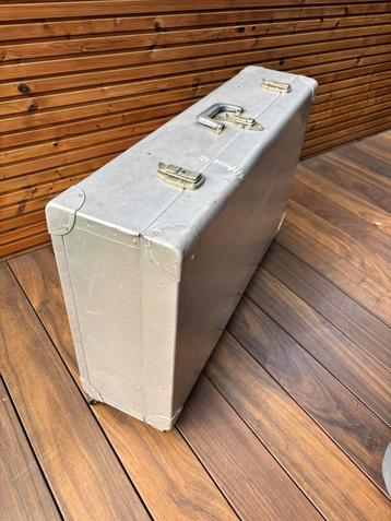 Vintage verlin reiskoffer beschikbaar voor biedingen