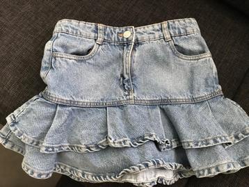 Rok Camille 11 jaar beschikbaar voor biedingen