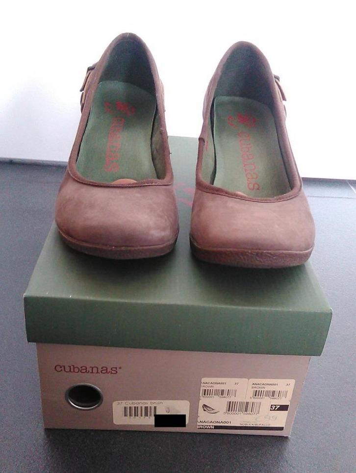 Mooie bruine pumps Cubanas, maat 37, Kleding | Dames, Schoenen, Zo goed als nieuw, Pumps, Bruin, Ophalen of Verzenden