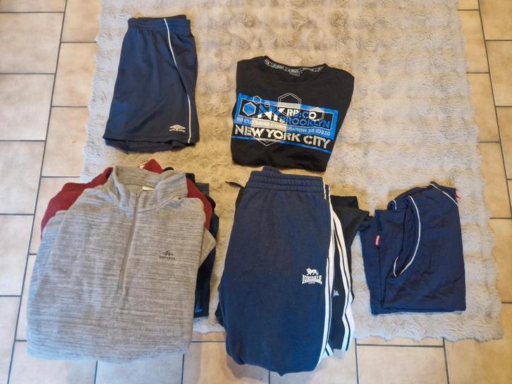 Lots vêtements homme, Vêtements | Hommes, Packs de vêtements pour hommes, Porté, Enlèvement ou Envoi