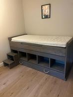 Super gaaf bed in steigerhout met extra bed aan de onderkant, Huis en Inrichting, Slaapkamer | Bedden, Ophalen, Zo goed als nieuw