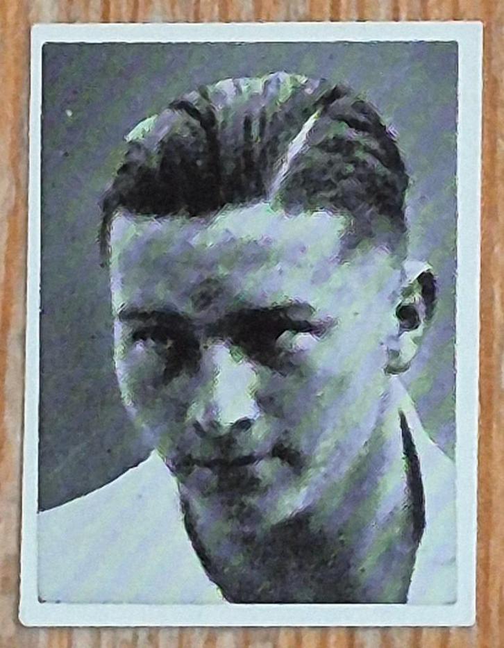 1930s (pre panini) Red Band A. Plennevaux White Star A.C.!, Verzamelen, Sportartikelen en Voetbal, Zo goed als nieuw, Poster, Plaatje of Sticker