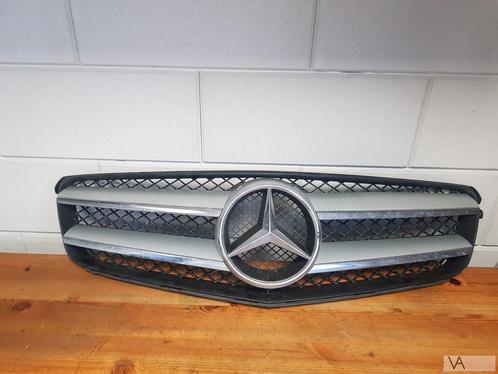 Mercedes C klasse COUPE W204 grille AMG facelift 2012 - 2015, Auto-onderdelen, Overige Auto-onderdelen, Mercedes-Benz, Gebruikt